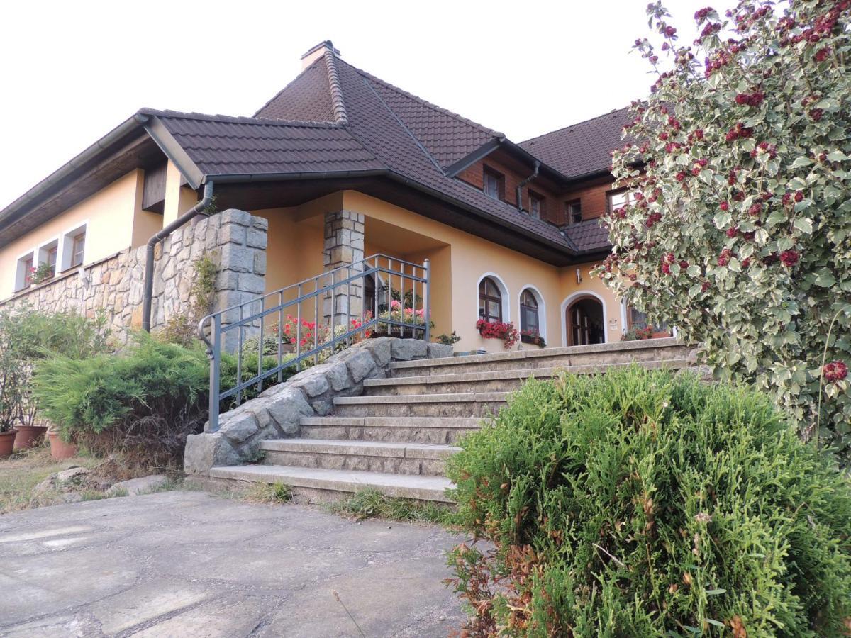 Apartman U Vagnera Dvůr Králové nad Labem Eksteriør billede